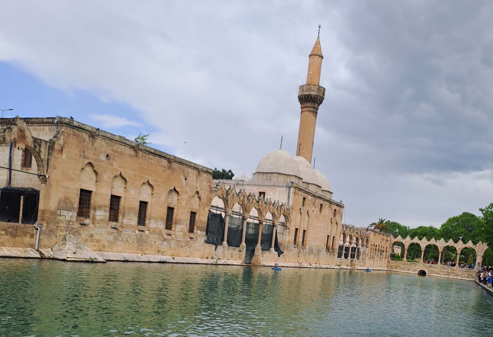 <br />
<b>Notice</b>:  Undefined property: stdClass::$title in <b>/home/orhan/public_html/templates/get_albums.php</b> on line <b>52</b><br />
