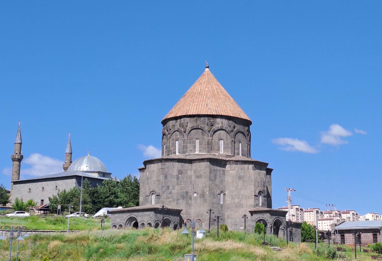 <br />
<b>Notice</b>:  Undefined property: stdClass::$title in <b>/home/orhan/public_html/templates/get_albums.php</b> on line <b>52</b><br />

